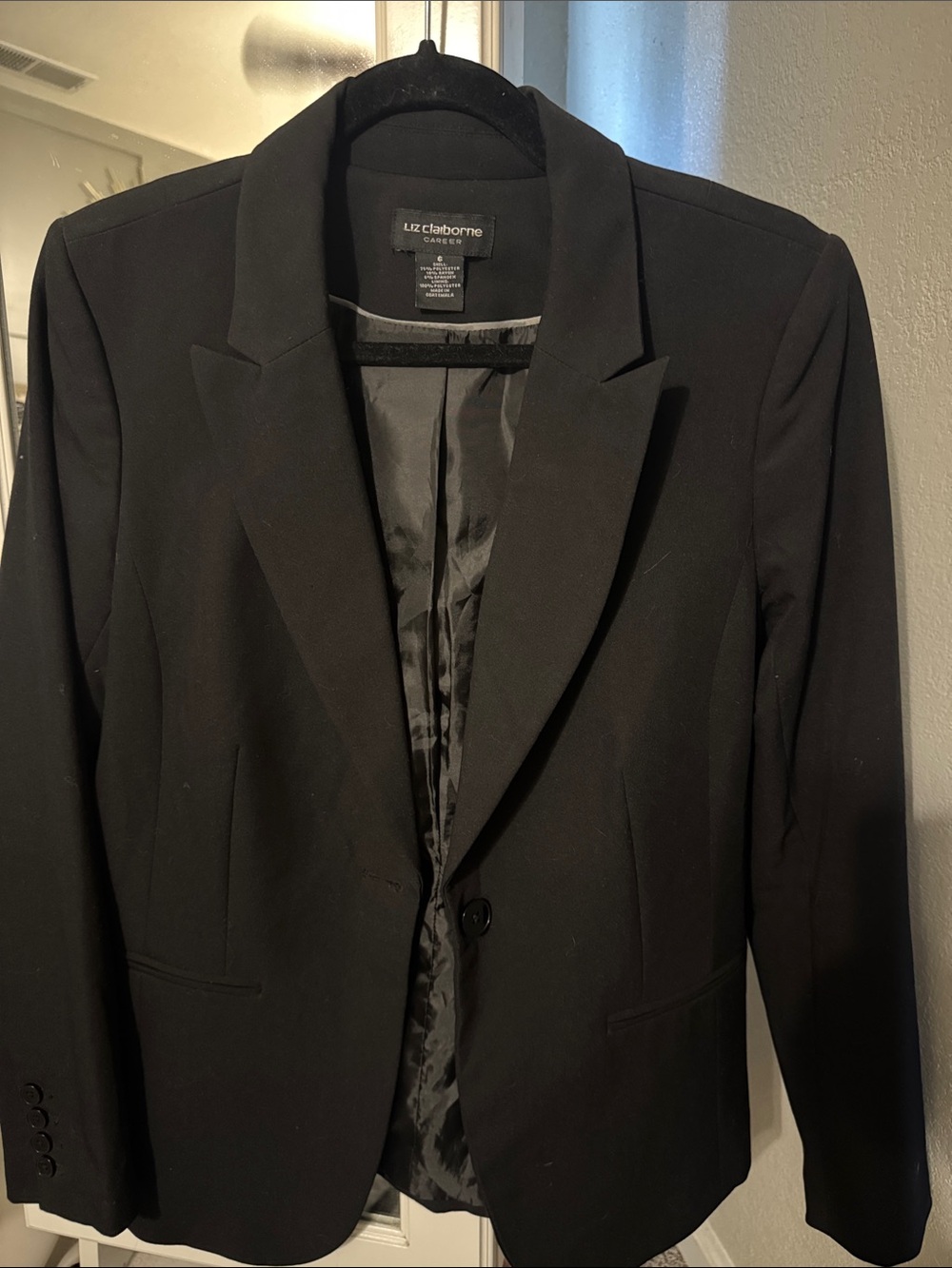 Liz Claiborne Black Women's Single-Button Notch-Lapel Blazer